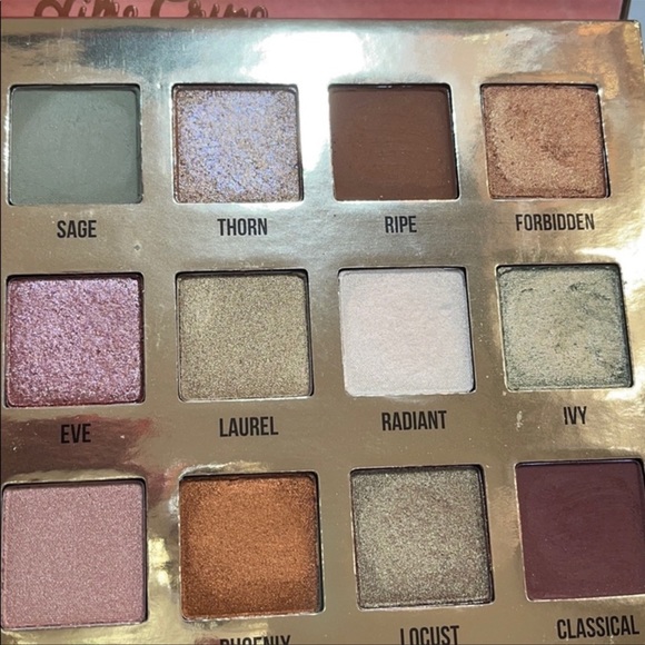 Venus XL ii makeup palette - Picture 5 of 5